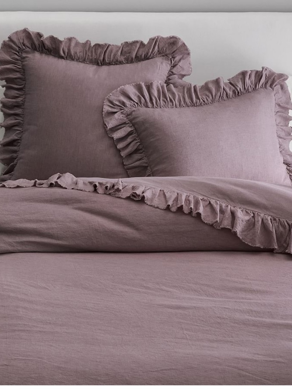 Pottery Barn Ruffled Linen Pillow Shams in Mauve